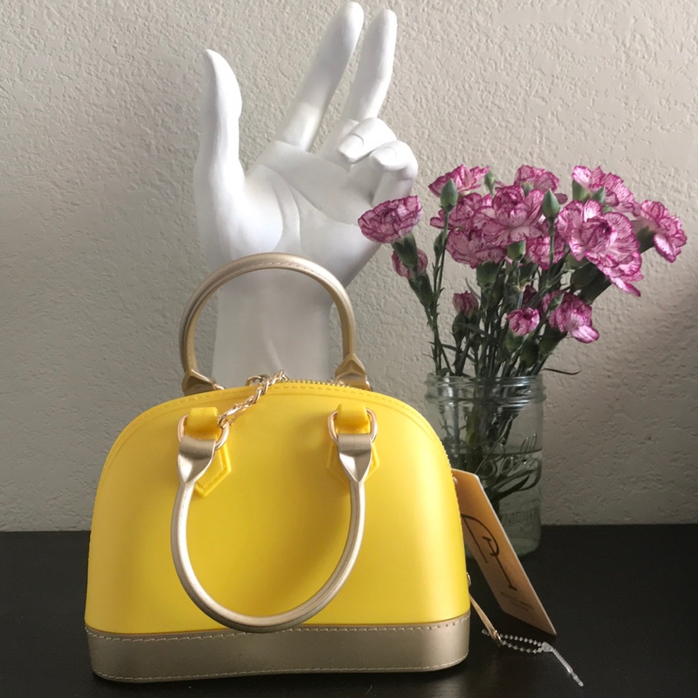 Mini plastic yellow gold purse